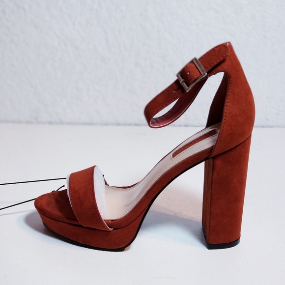 Forever 21 heels rust - Picture 4 of 8